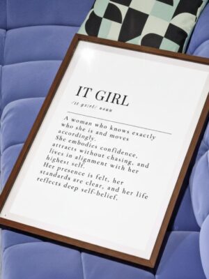 IT GIRL Definition Wall Art - Minimalist Typography Print